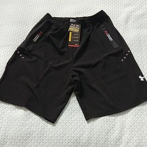 UA Men's heat gear shorts